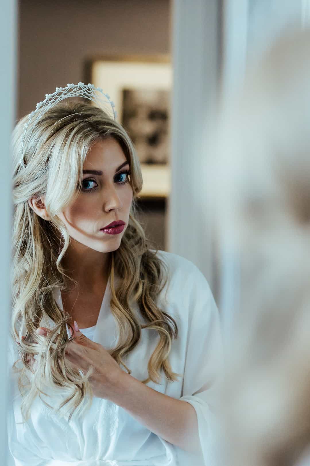 bride looking into the mirror shelbourne hotel dublin