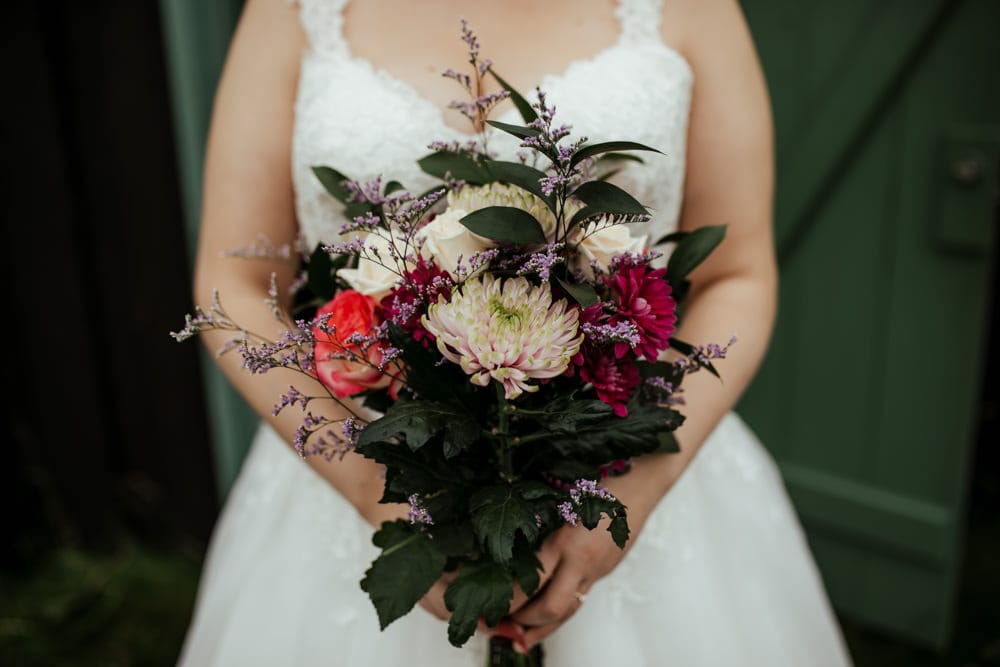 diy wedding flowers chrisanthemums