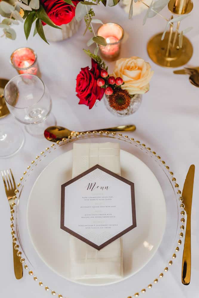 gold and crystal table setting autumn wedding ideas gold cutlery gold beaded charger plate