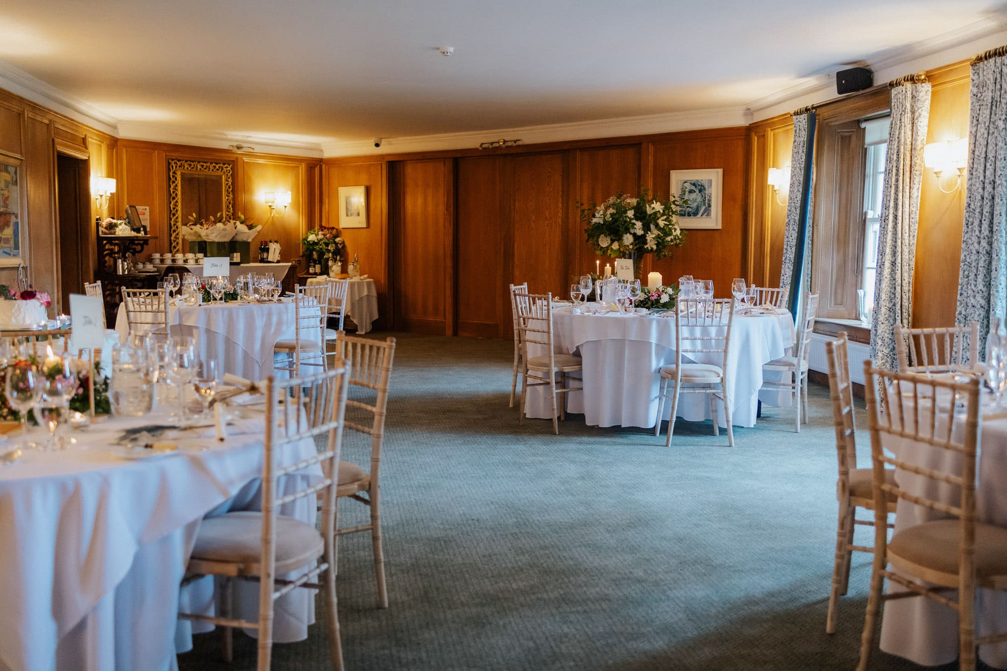 dinner room for intimate wedding at rathsallagh house