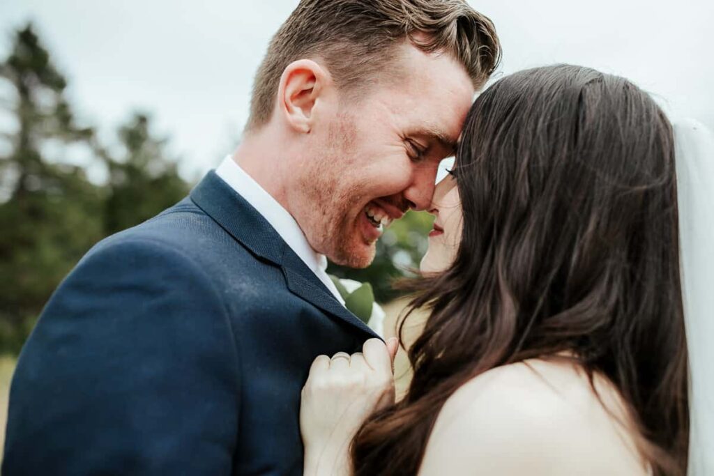tinakilly house wedding photo of bride and groom