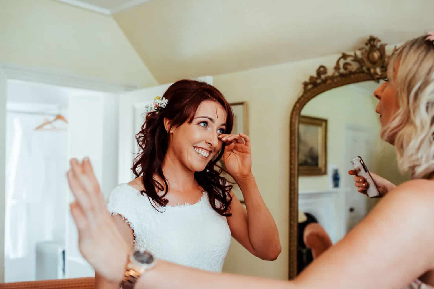 getting ready wedding photos wedding day timeline in ireland